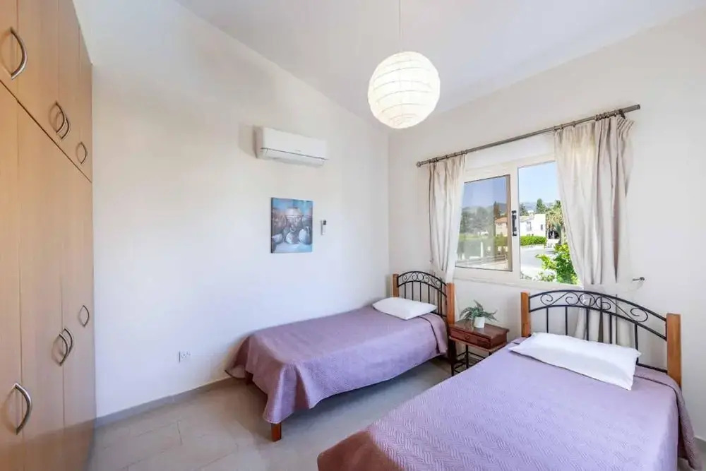 Villa Coralia - Coastal Comfort near Beach & Restaurants