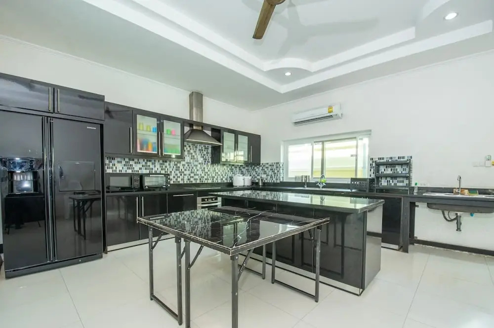 Pool Villa for Families and Party