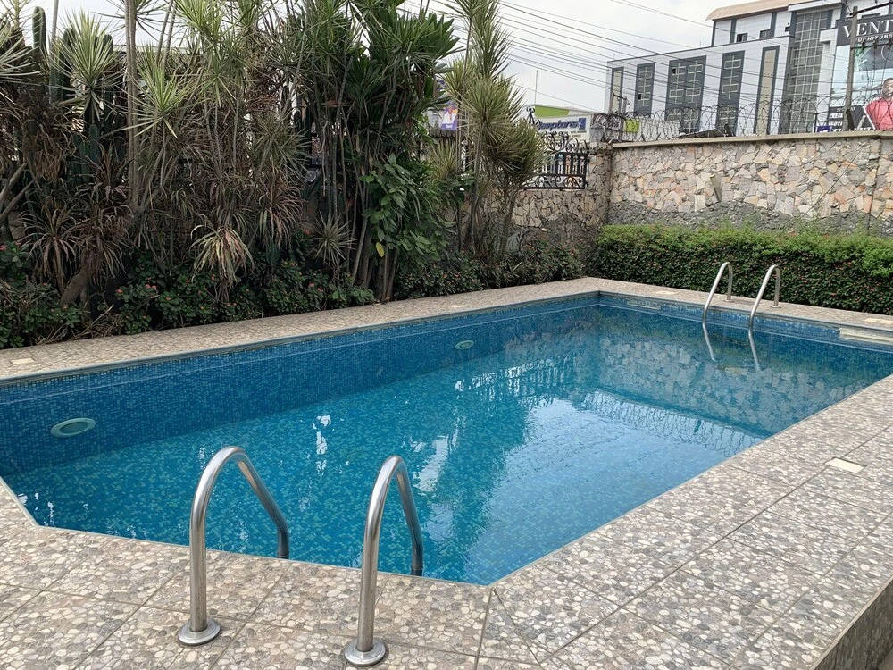 Islanders Lounge and Hotel