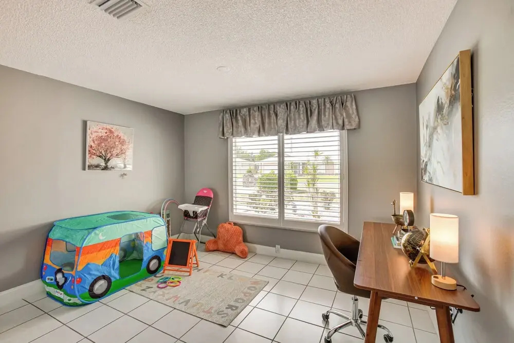 Private Dock & 2 Mi to Beach! Cape Coral Getaway
