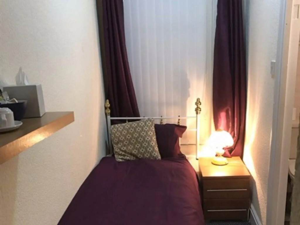 Oasis Guesthouse