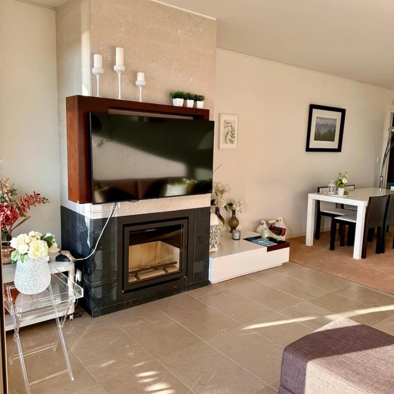 Tr ia Amazing Seaview Apartment