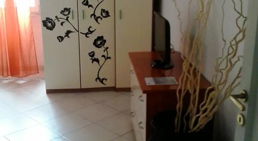 Silenziosa Oasi Moderna Appio Latino