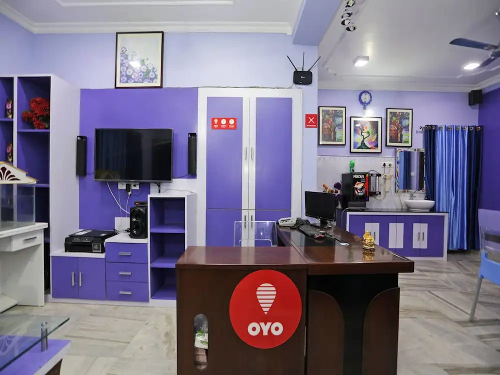 OYO 13092 Comfort Inn