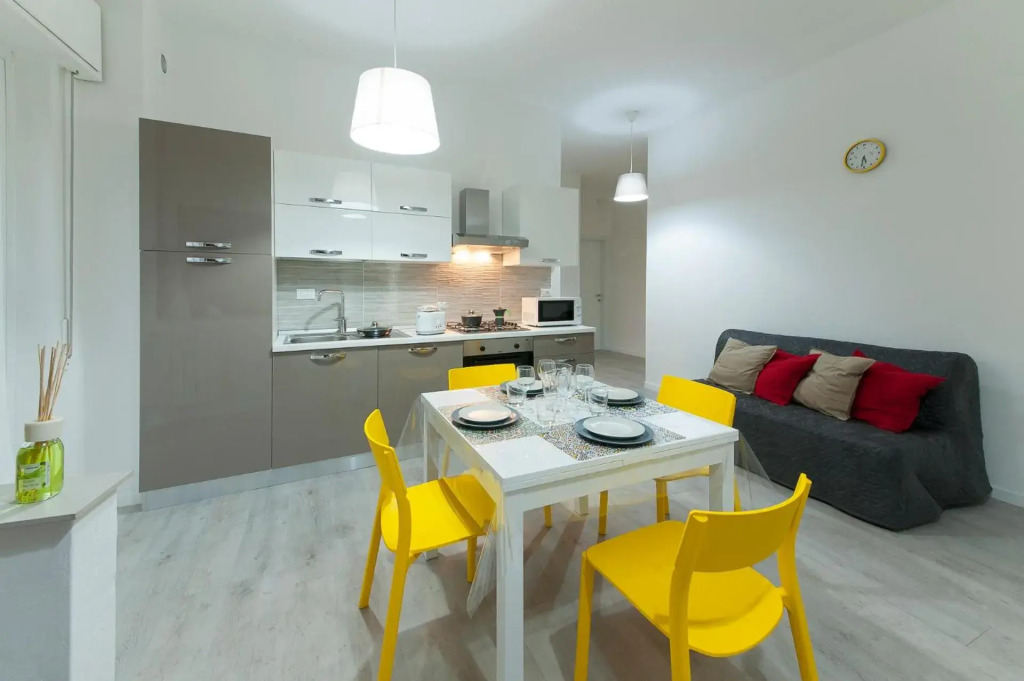 LE TORRI Riviera-Holiday