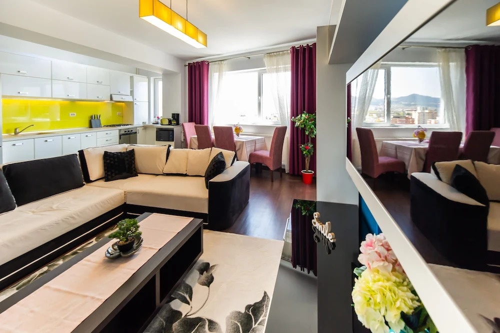 Mountain View Apartment