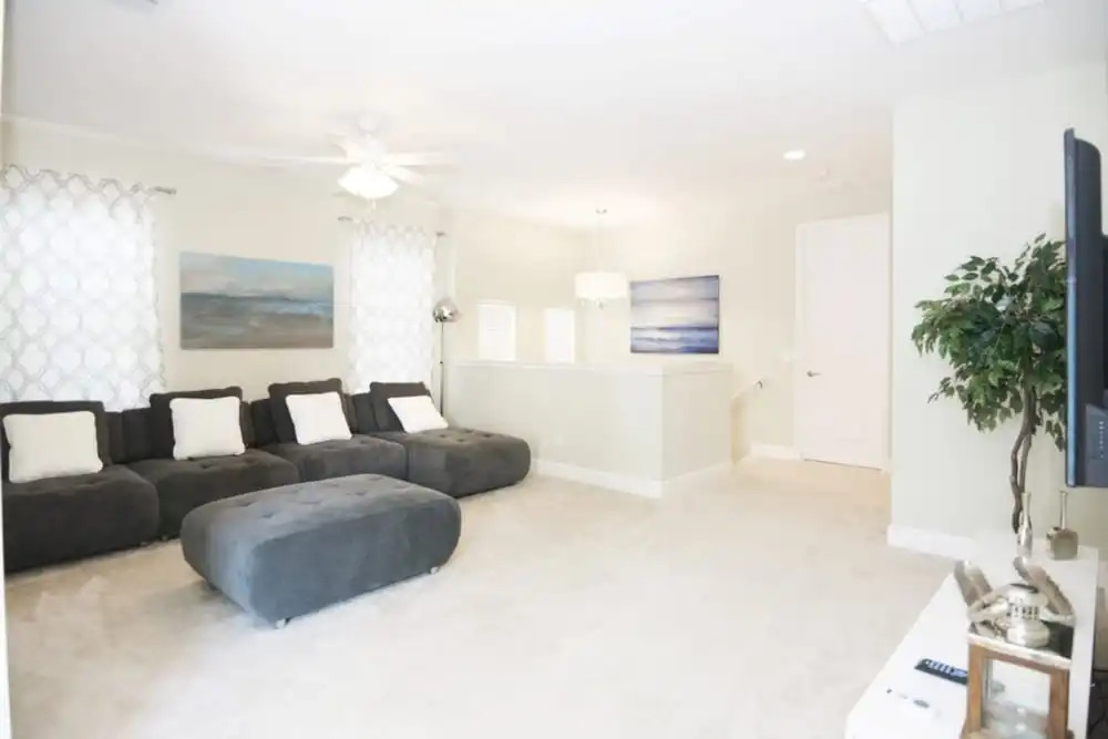 Five Suites Luxury Home RE1492