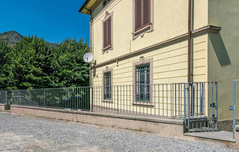 Awesome Apartment in Lucca With 2 Bedrooms