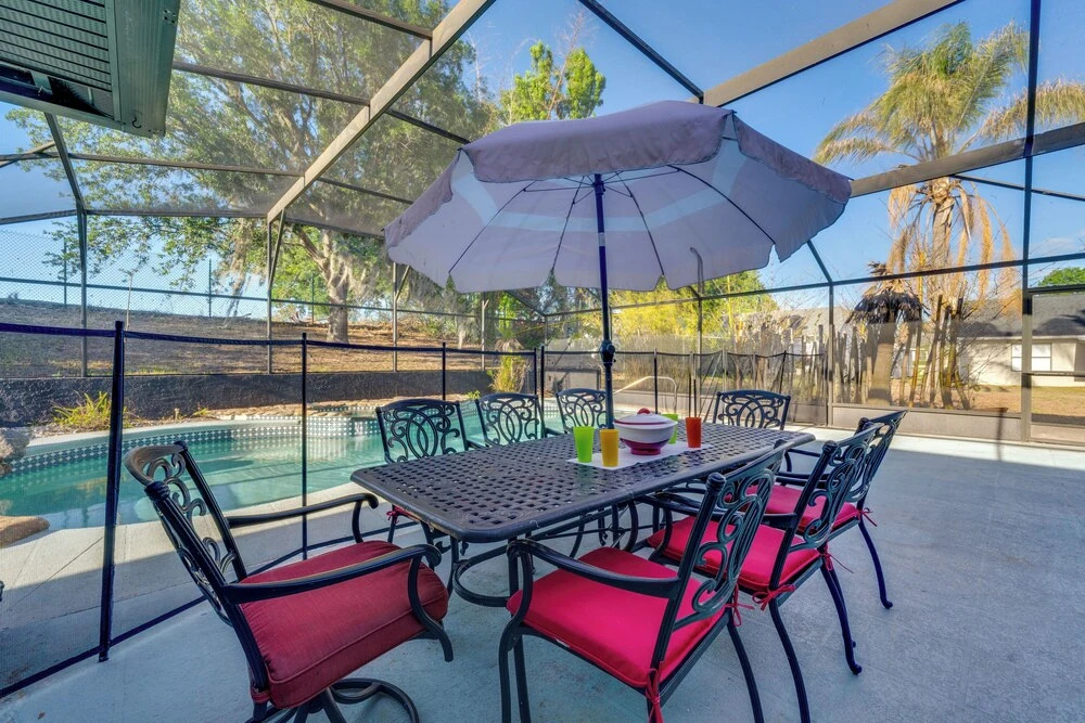 Luxe 4BR Villa Near Disney: Private Pool & Lanai