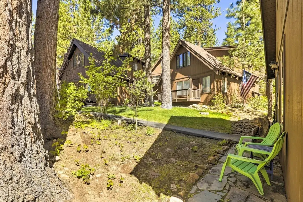 3 Mi to Lake Tahoe: Quiet Incline Village Cabin