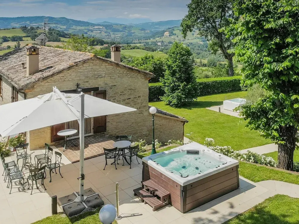 Scenic Villa With Heated Pool