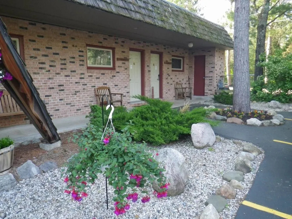 Red Moose Lodge