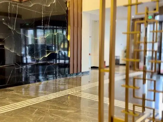 Jinjiang Metropolo Hotel (Heyuan Longchuan Huoshan Hotel)