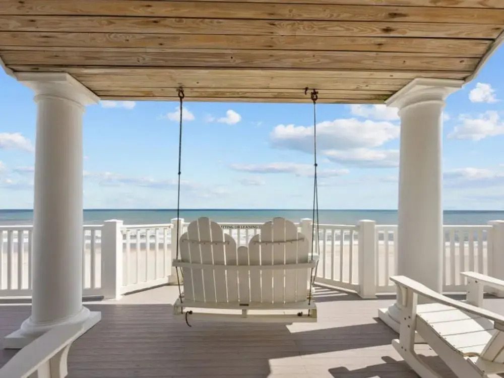 Ocean's Edge by Topsail Realty