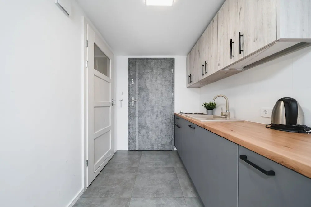 Ice Apartments