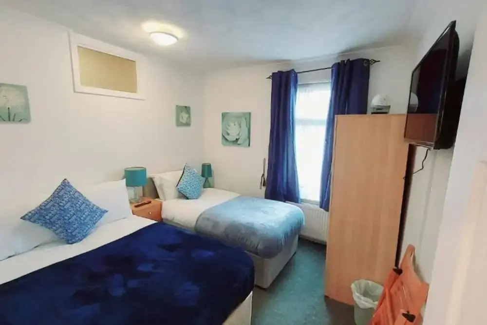 Gilling Villa Remarkable 4-bed House in Gillingham