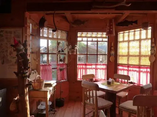 Cabañas & Cafe Lahuel