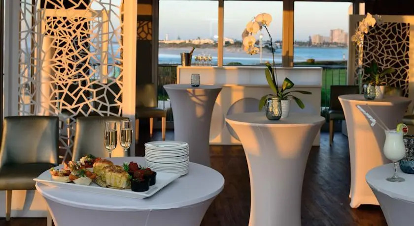 Lagoon Beach Hotel & Spa