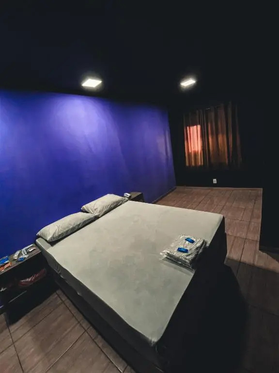Light Motel