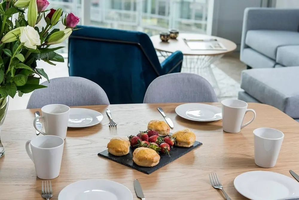 Stunning 2BR Manchester Apartment