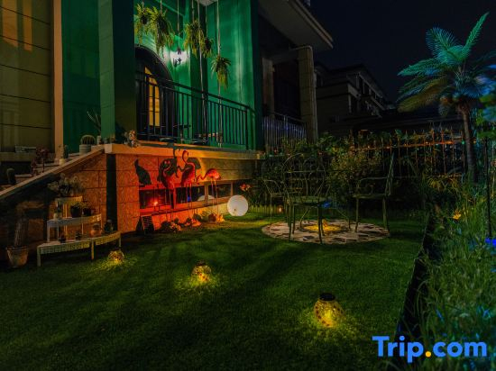 XunXi Gardens Villa · Colorful Retro Style·Camping Tent Holiday B&B