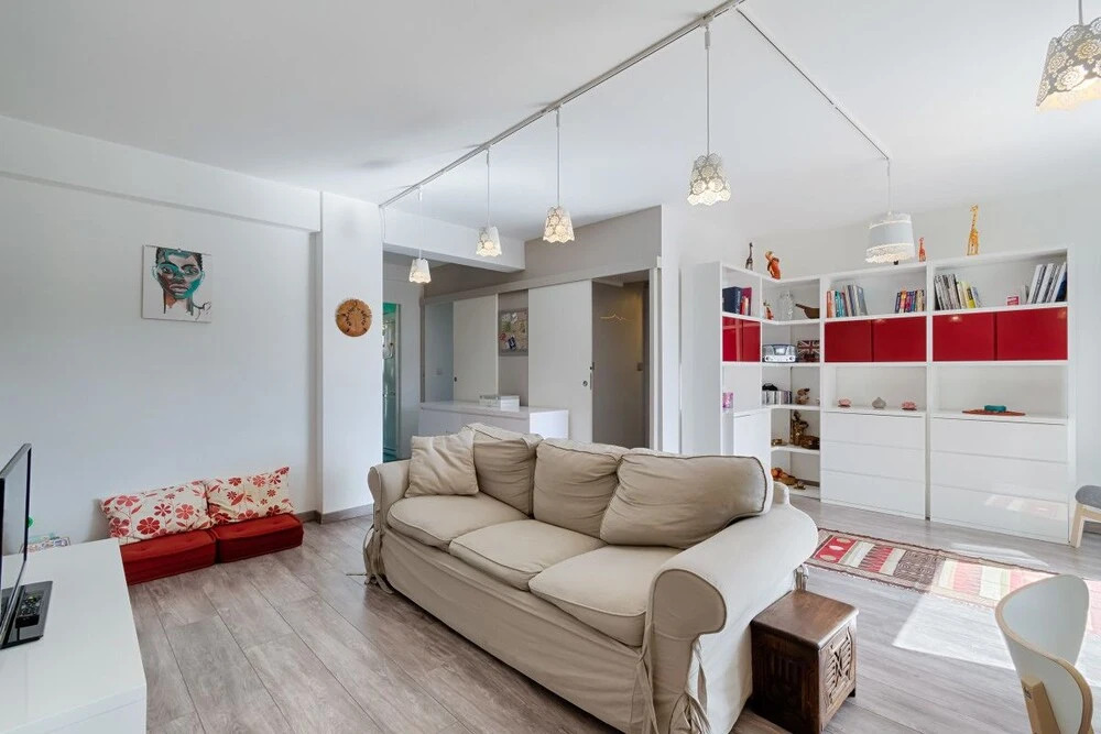 Three-roomed With Terrace & Garage - 7th Heart