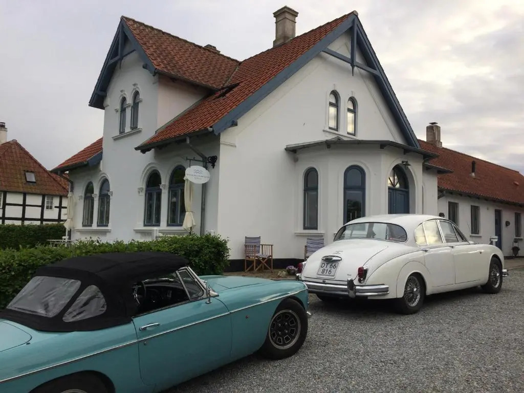 Troense Bed and Breakfast by the sea
