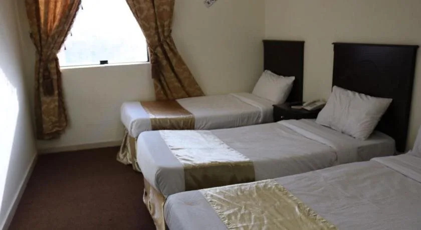 Iskan Hotel 4