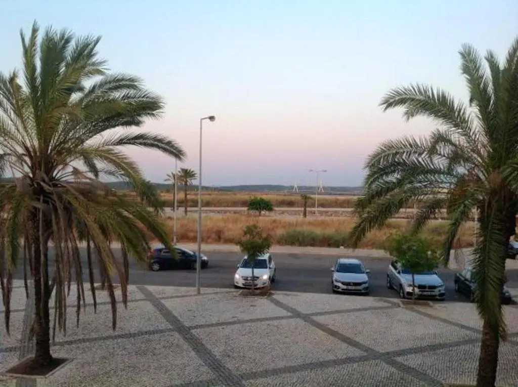 Apartment with 2 bedrooms in Portimao with shared pool terrace and WiFi 5 km from the beach
