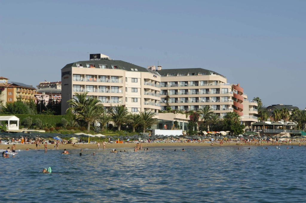 Aska Just In Beach – All Inclusive
