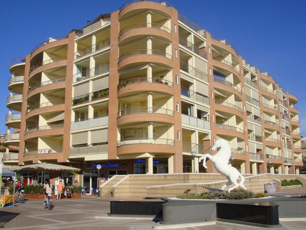 Residence Mediterraneo - Ombrellone incluso dal 23 maggio al 20 settembre