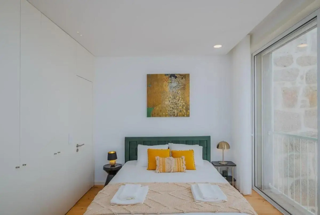 Chimney Luxury House with AC