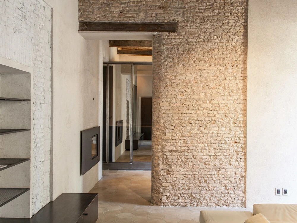 Rental in Rome Loophouse