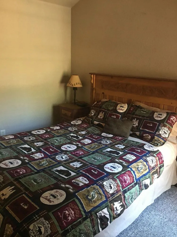 The Lodge at Lazy Bear Retreat