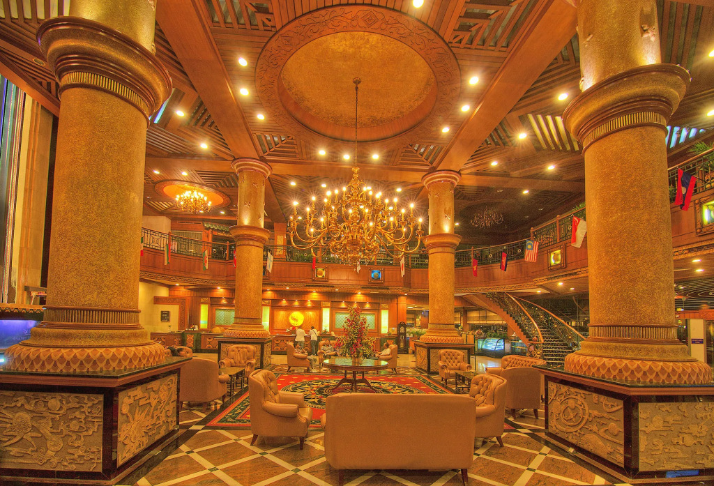 Planet Holiday Hotel & Residence