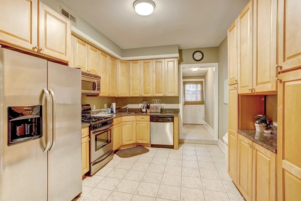 Authentic City Home Steps From Harbor Waterfront