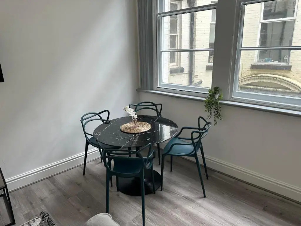 Harrington Street Apartments Liverpool by Beehosting