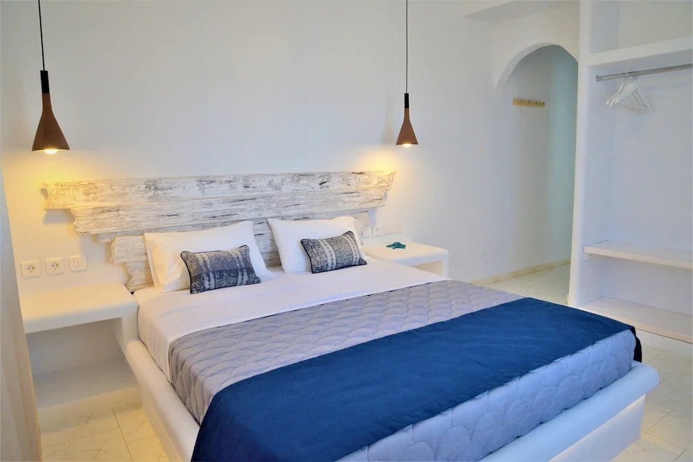 Dioni lux inn