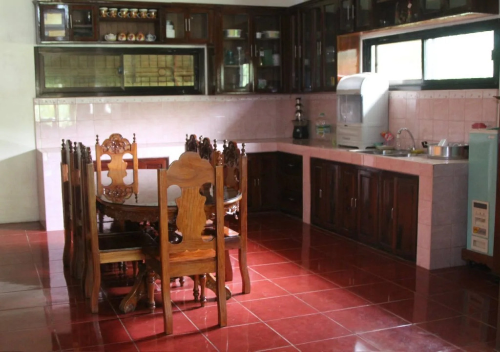 Clemente's Resort