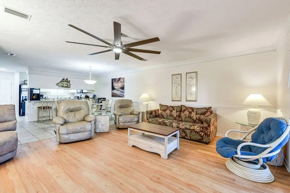 PCB Townhome w/ Resort Amenities - Walk to Ocean!