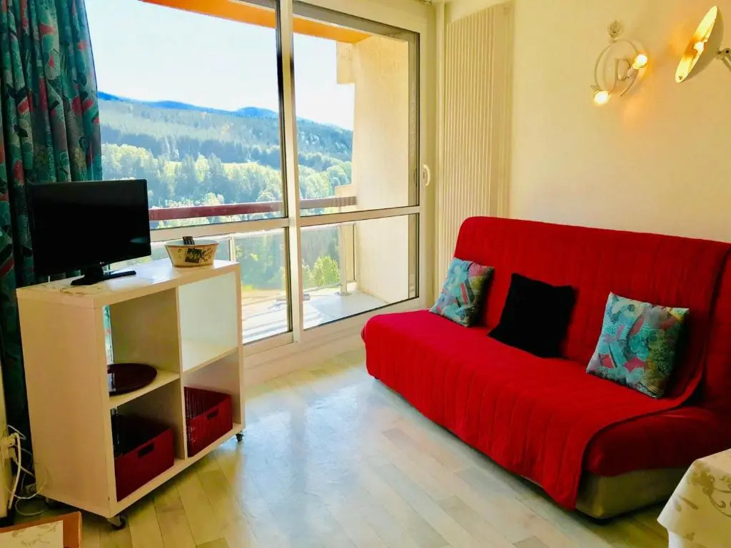 Appartement 2 pièces au pied des pistes avec balcon à Villard-de-Lans - FR-1-515-21