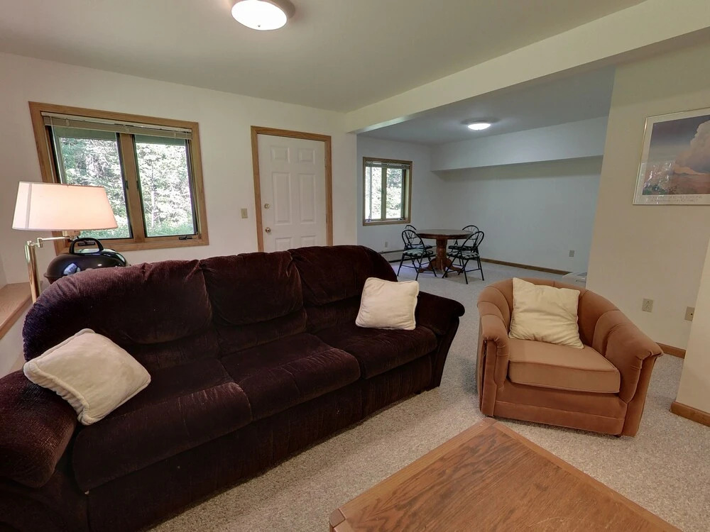 Colony Club C11