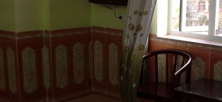 Avi Transit Hotel