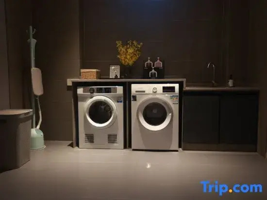 Home Inn Neo (Puyang Fan County Trade City Dafeng International Shopping Mall)