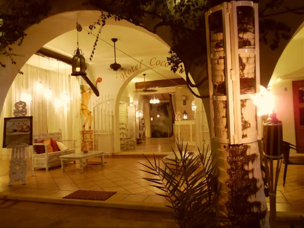 Coco Rio Hotel - Mamitas Beach Area