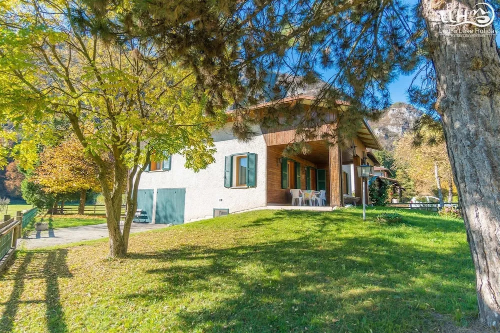 Villa Acero - Villa With Private Garden