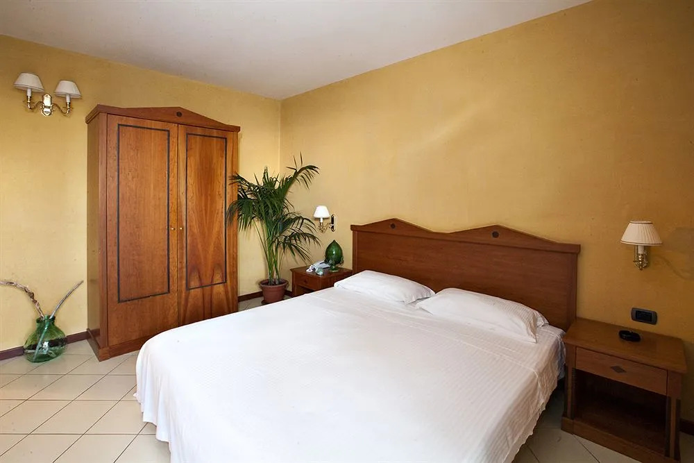 Tuo Hotel