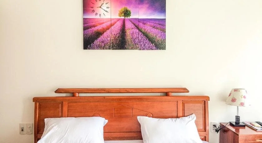 B & B Accommodation Service