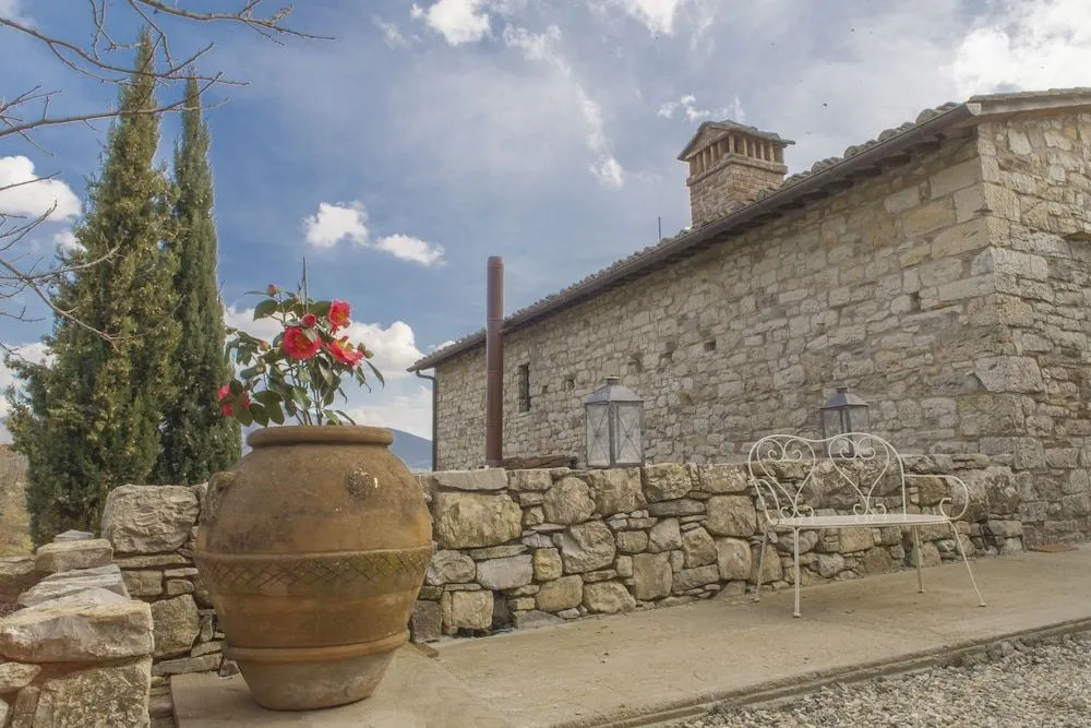 Borgo di Vezzano