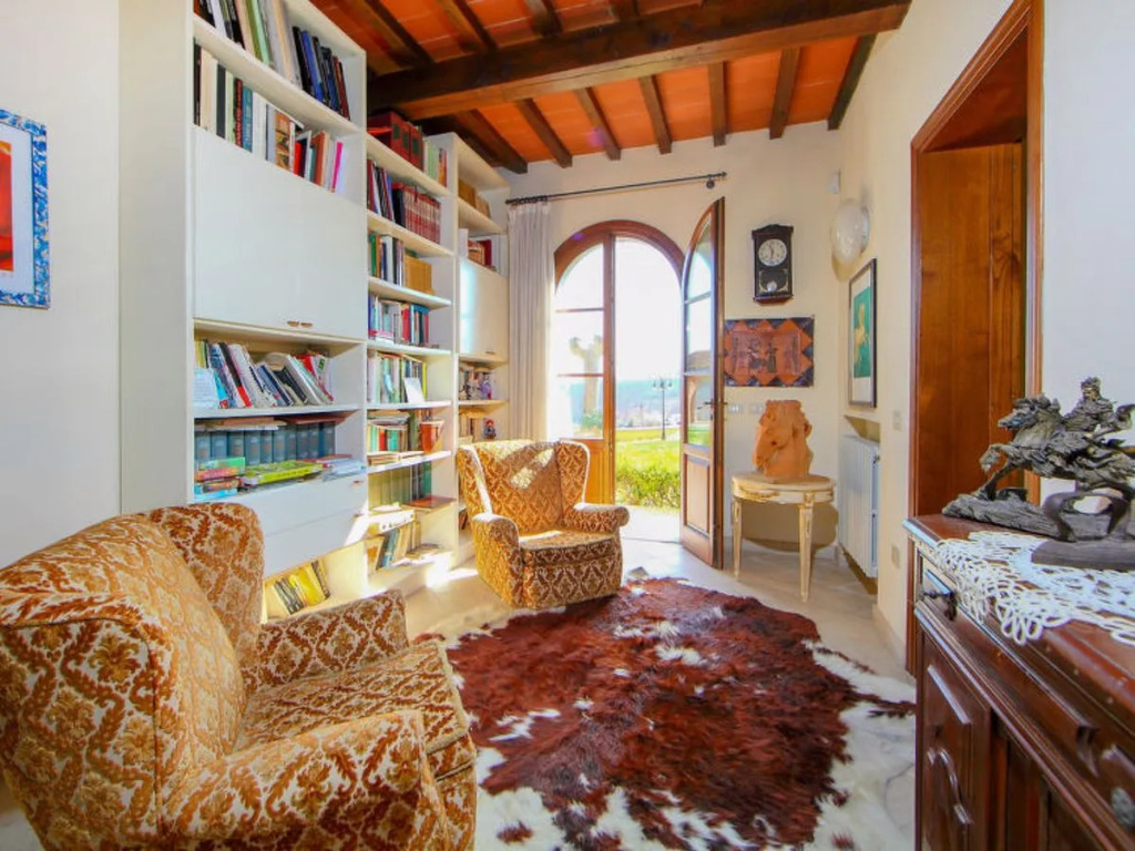 Villa Elena 33120